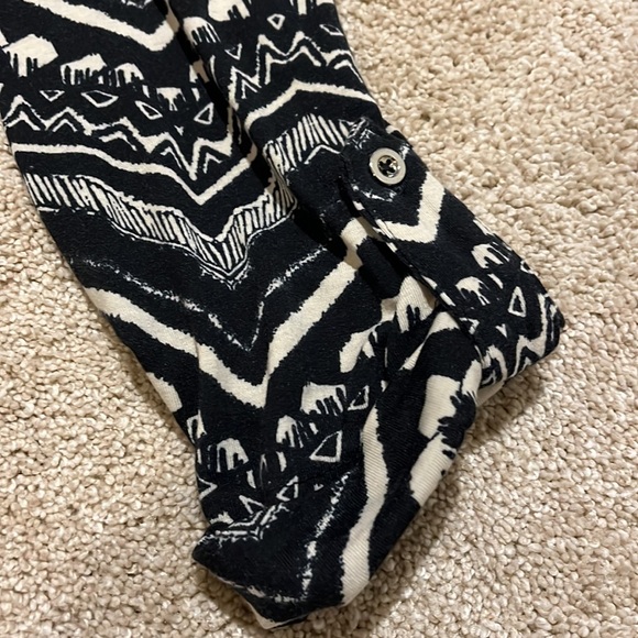 Small Cinch Waste Pattern Dress- Like New - Picture 3 of 5